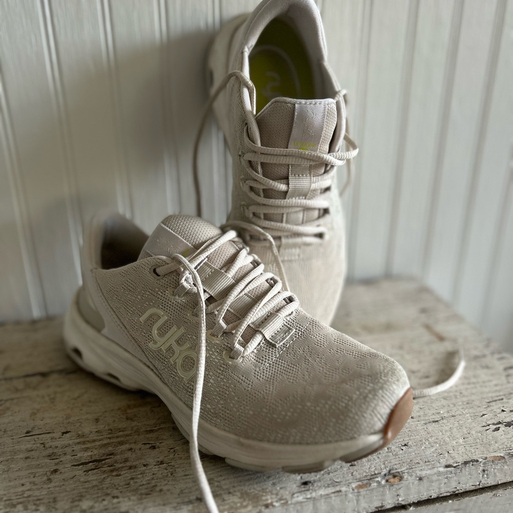 Ryka shoes 6.5